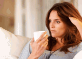 Fausse couche, déceler les causes Slider_Femme pensive fausse couche